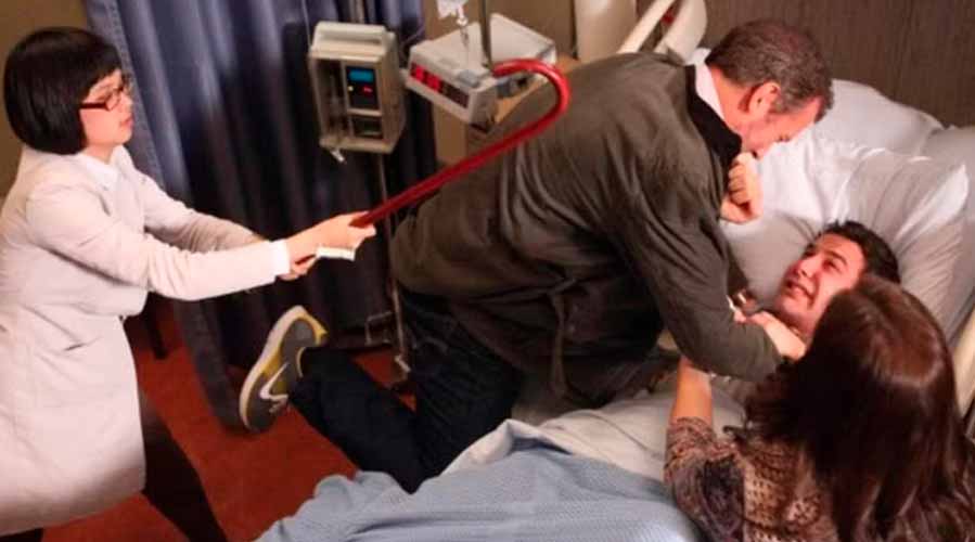 10 самых ужасных поступков доктора Хауса